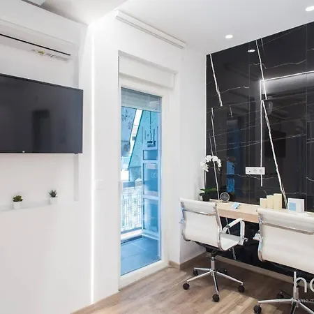 Modern Renovated Homm Studio In Psyri Korinis Str * Athens